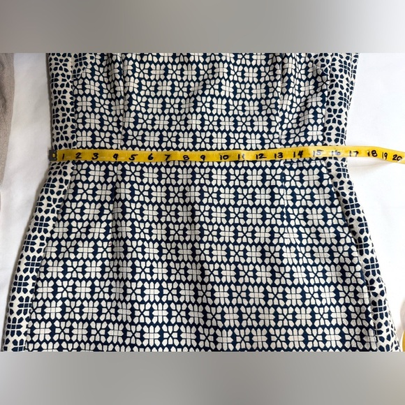 BANANA REPUBLIC Navy and white graphic print sleeveless sheath dress size 10. - Picture 12 of 14